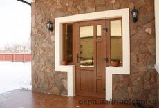 Металлопластиковые входные двери из украинского профиля Open Teck De Lux (4 кам) Золотой дуб двусторонняя ламинация 2100х2100